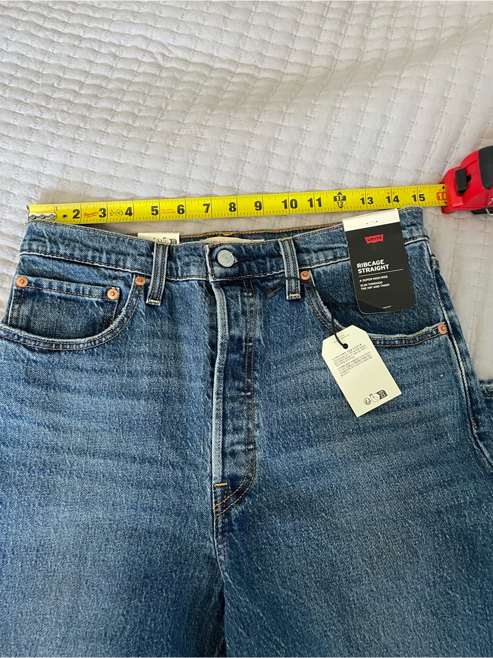 Levi’s Premium Ribcage Straight Jeans Sz 30 NWT High Rise Medium Wash - Picture 8 of 10